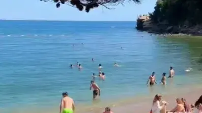 חוף מוֹגְרֶן בעיר בודווה שבמונטנגרו