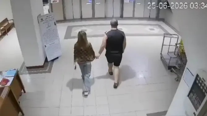 התייר האוסטרלי והקורבן בתיעוד לפני הרצח בתאילנד