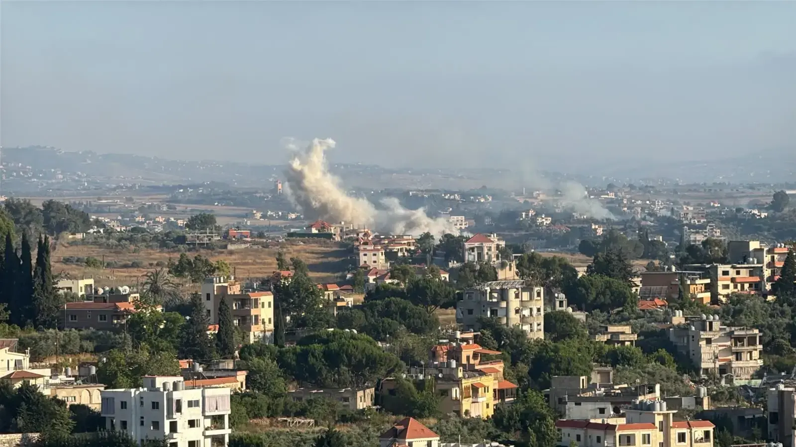 התקיפה הישראלית בנבטיה אל-פוקא
27.06.26 התקיפה הישראלית בנבטיה אל-פוקא
27.06.26