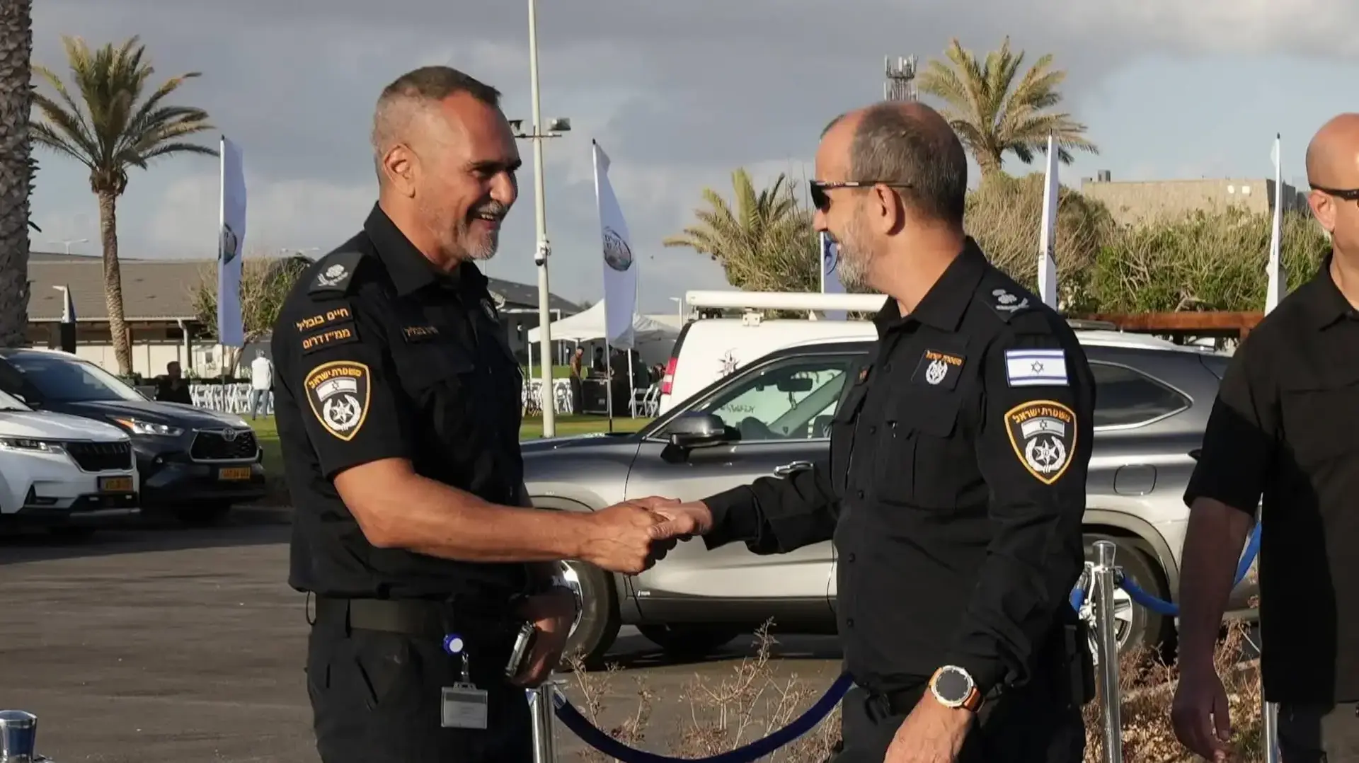 במסגרת מבצע "רשת ברזל" שעליו הנחה מפכ"ל המשטרה המשטרה תפסה טיל לאו שנגנב מבסיס צהל. המפכ"ל דני לוי ומפקד מחוז דרום חיים בובליל