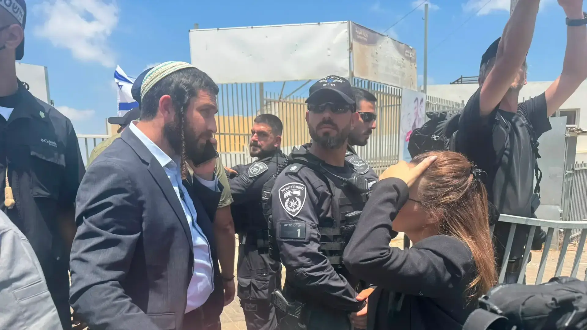 צבי סוכות באום אל פאחם