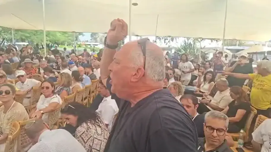 אייל אשר, אביה של רוני אשל ז"ל, אירוע הנחת אבן קיבוץ עין השלושה, 29 ביוני 2026