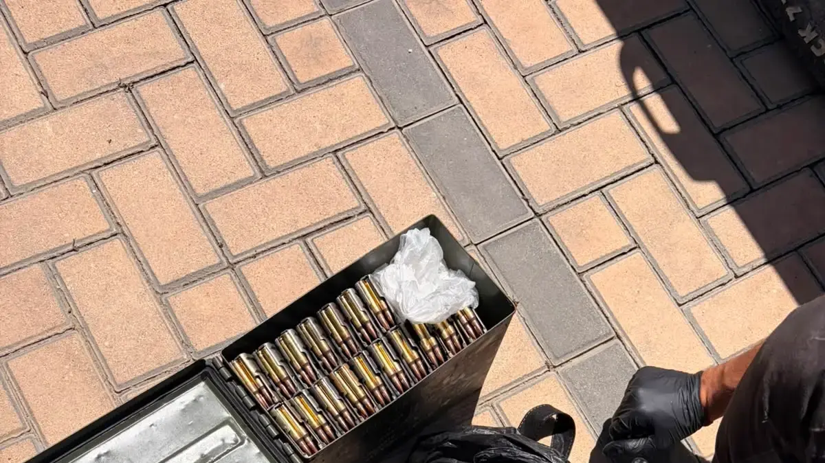 אמל"ח שנתפס בפשיטה אמל"ח שנתפס בפשיטה