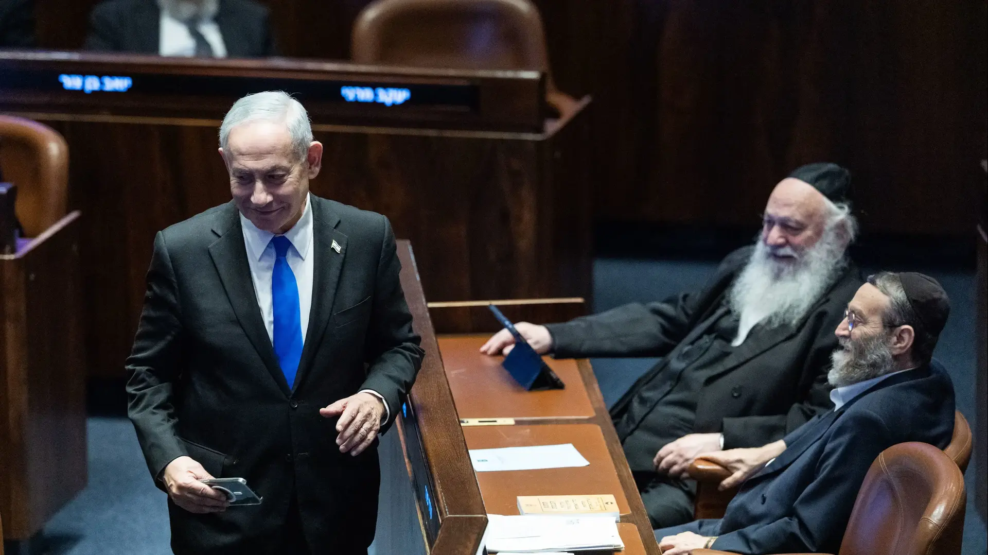 רה"מ בנימין נתניהו, יצחק גולדקנופף,משה גפני, הצבעה  על חוק יסוד לימוד תורה,מליאת הכנסת, 1 ביולי 2026