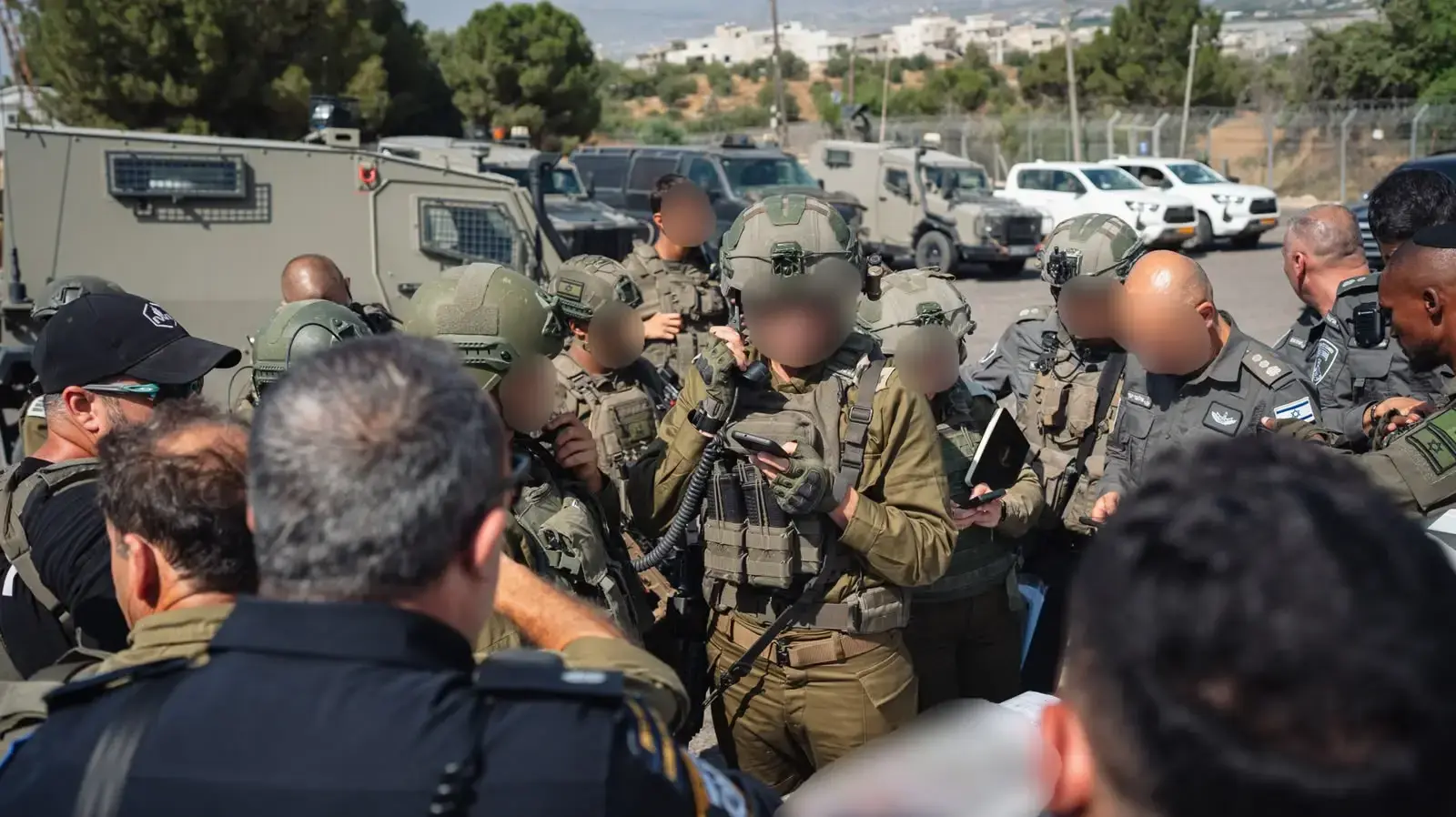 פעילות כוחות לוחמים ברחבי יו״ש ושיתוף פעולה אוויר יבשה פעילות כוחות לוחמים ברחבי יו״ש ושיתוף פעולה אוויר יבשה