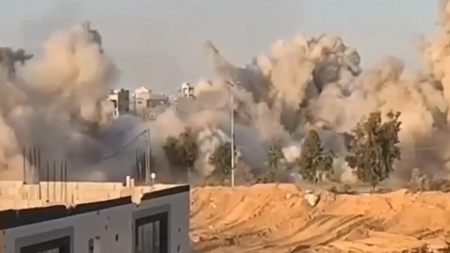 קרן הינד רג'אב הגישה תלונה נגד חייל צה"ל המשרת בגדוד הנדסה קרבית 749 קרן הינד רג'אב הגישה תלונה נגד חייל צה"ל המשרת בגדוד הנדסה קרבית 749