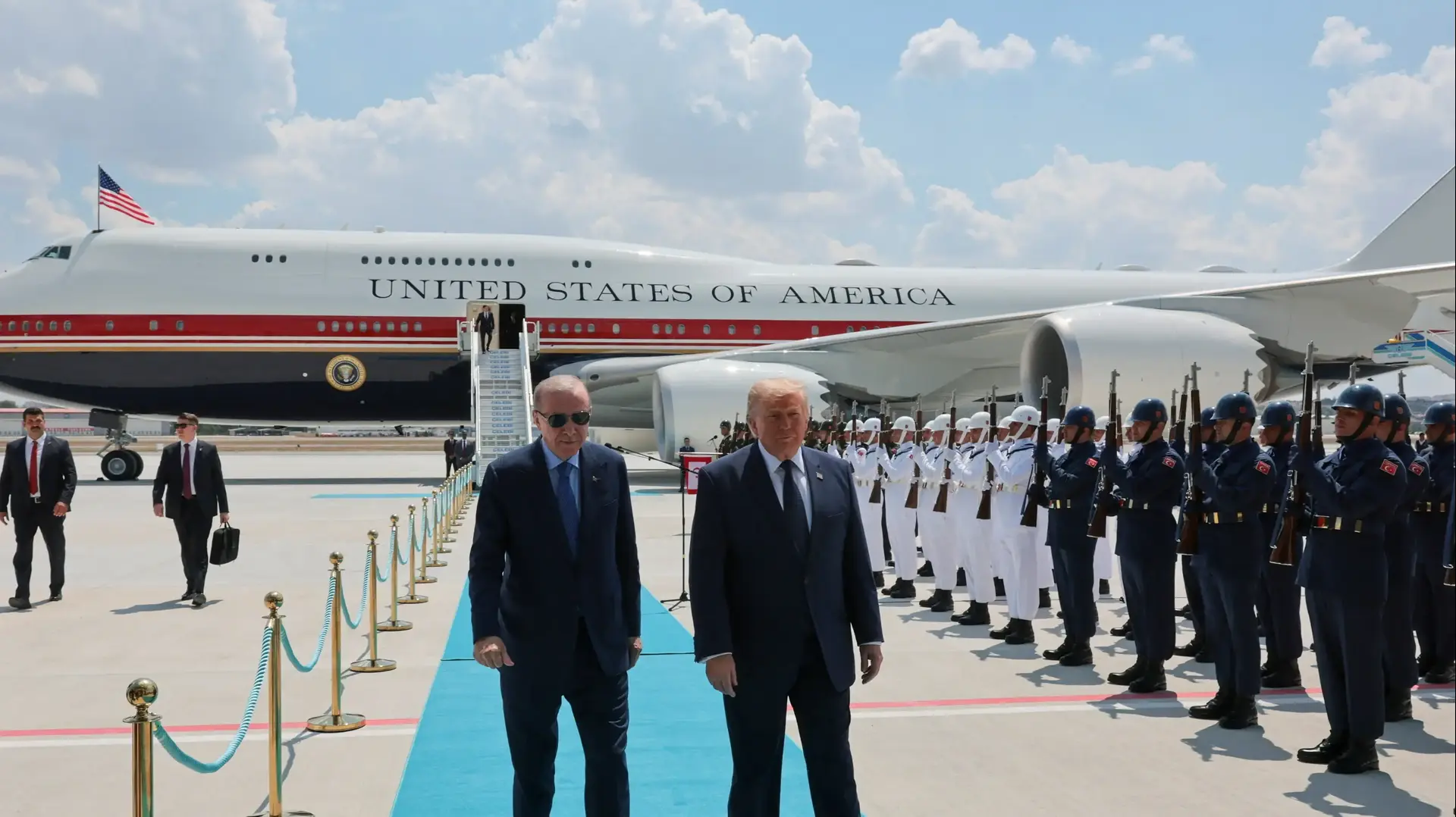 רג'פ טייפ ארדואן נשיא טורקיה קיבל את פניו של נשיא ארה"ב דונלד טראמפ, אנקרה, 7 ביולי 2026 רג'פ טייפ ארדואן נשיא טורקיה קיבל את פניו של נשיא ארה"ב דונלד טראמפ, אנקרה, 7 ביולי 2026