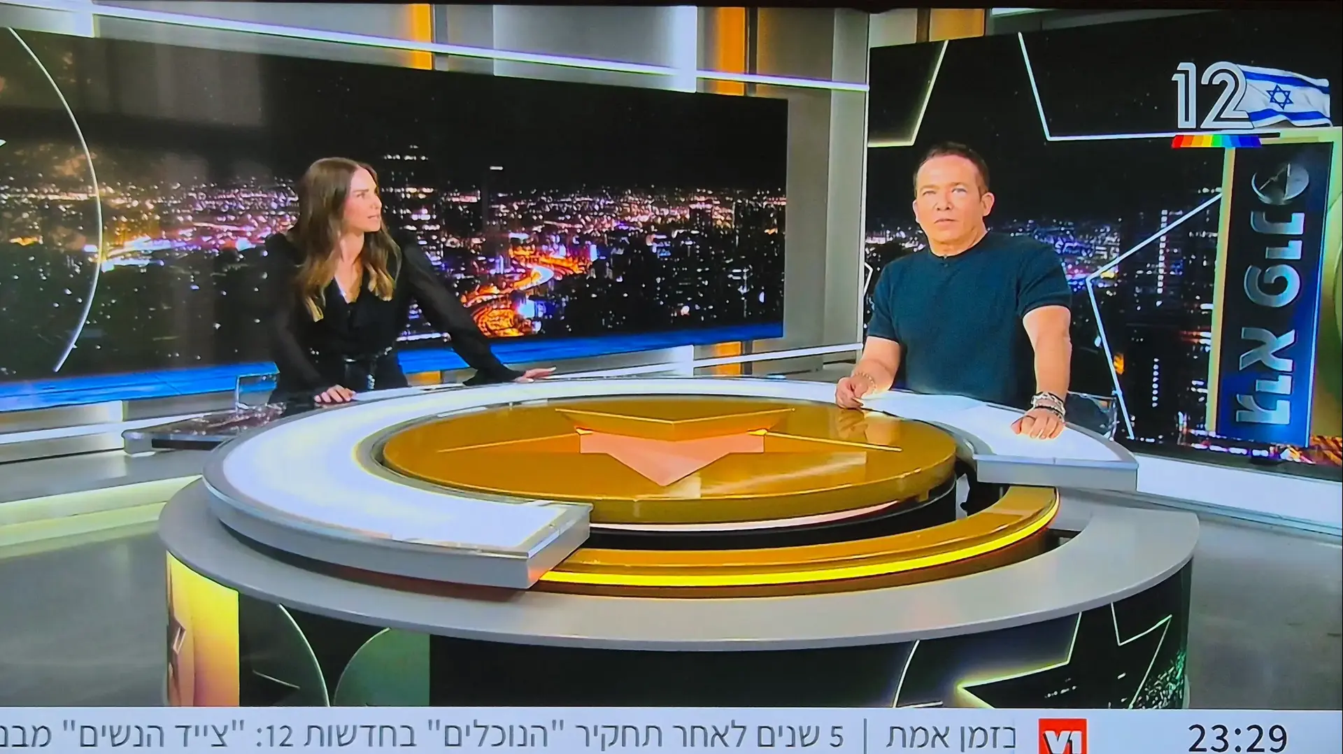 גיא פפינס ודנה גרוצקי בתכניתו של גיא פינס גיא פפינס ודנה גרוצקי בתכניתו של גיא פינס