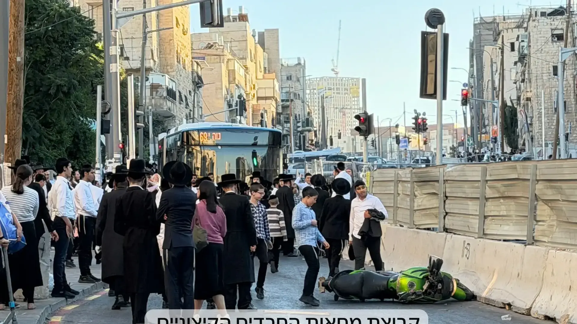 התפרעויות חרדים, תקיפת שוטרים, ירושלים