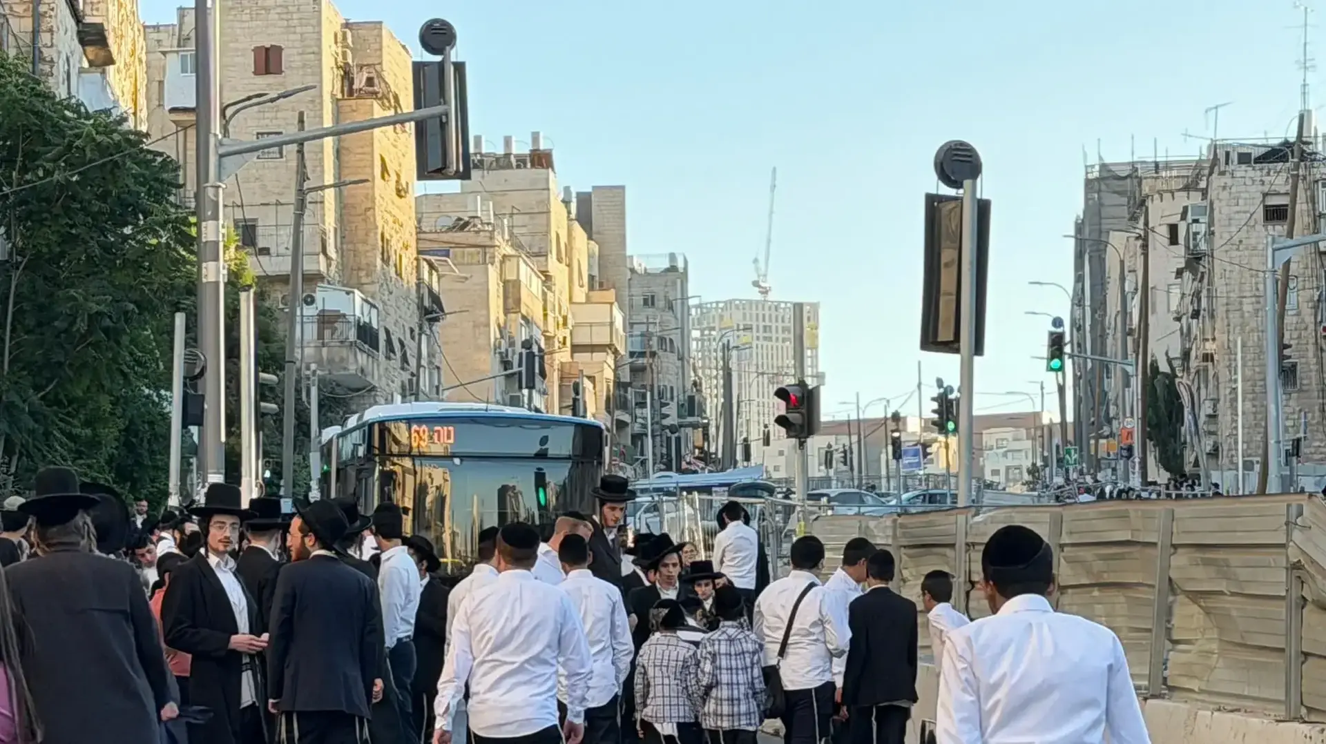 התפרעויות חרדים, תקיפת שוטרים, ירושלים התפרעויות חרדים, תקיפת שוטרים, ירושלים