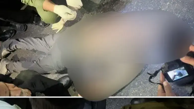 דיווח: מספר אנשי בסיג' חוסלו בעיר משהד במהלך הלווית חמינאי דיווח: מספר אנשי בסיג' חוסלו בעיר משהד במהלך הלווית חמינאי