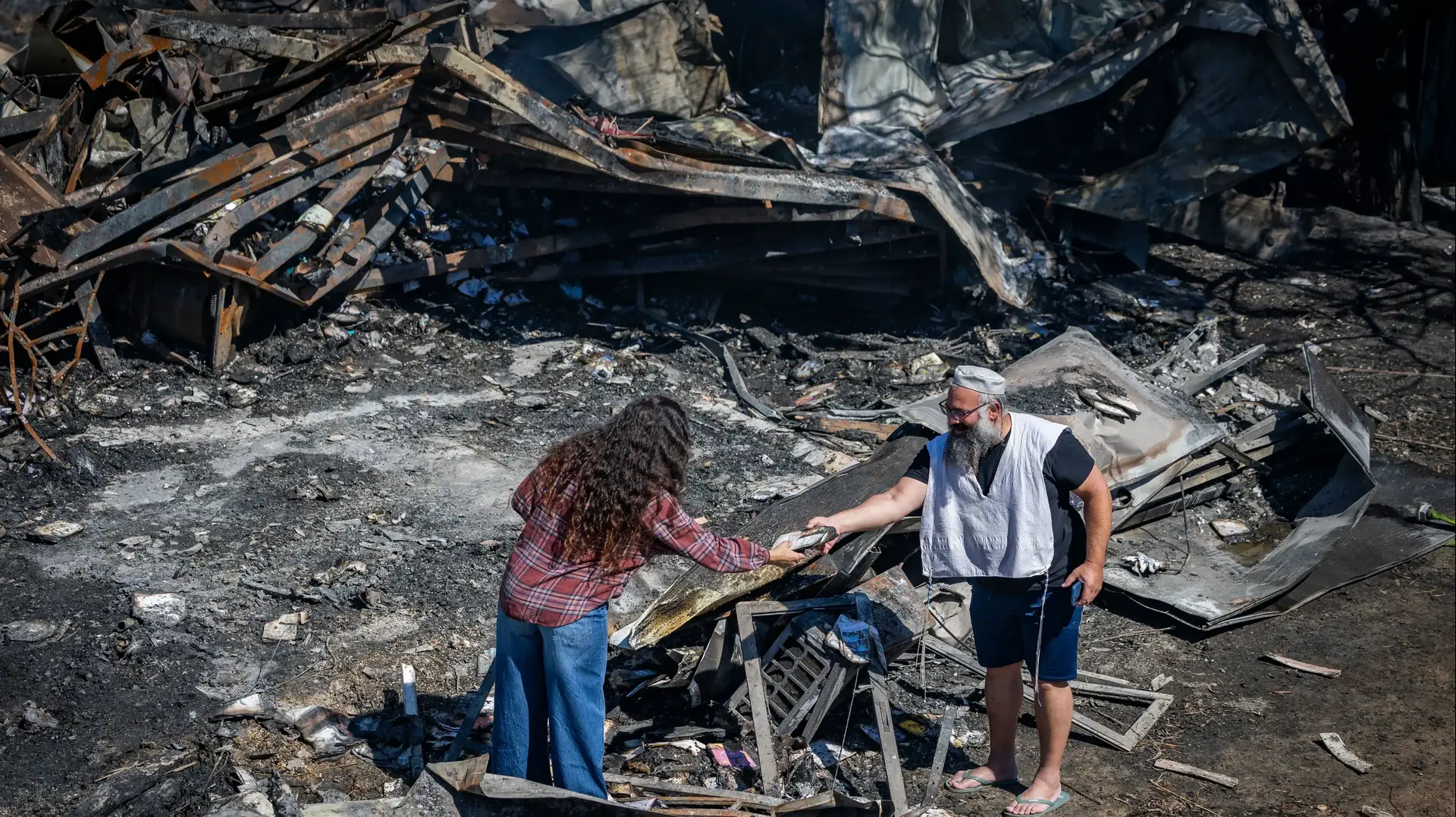 נזקי שריפה, חוות גלעד, 19 ביולי 2026 נזקי שריפה, חוות גלעד, 19 ביולי 2026