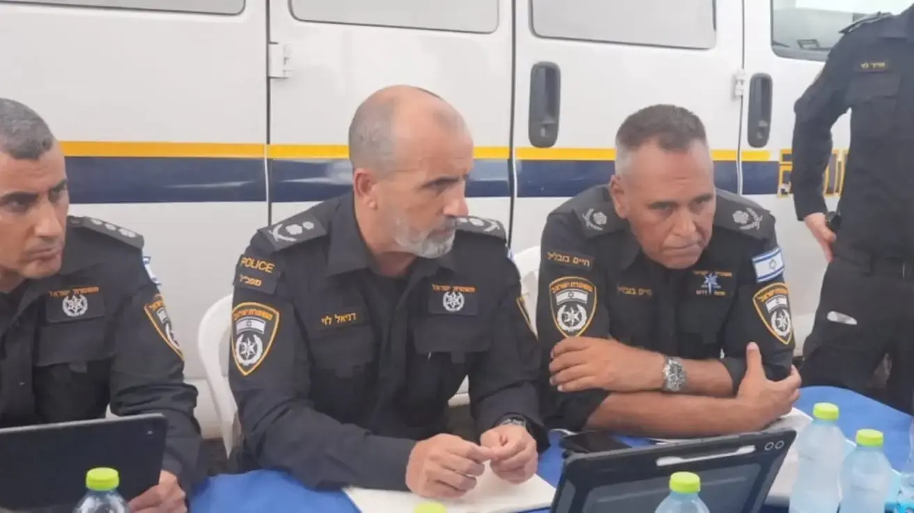 מפכ"ל המשטרה, רנ"צ דני לוי, הגיע לחפ"ק המשטרה בחוף אשקלון, לחיפושים אחר יובל כוגן. 24 ביולי 2026 מפכ"ל המשטרה, רנ"צ דני לוי, הגיע לחפ"ק המשטרה בחוף אשקלון, לחיפושים אחר יובל כוגן. 24 ביולי 2026