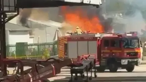 חשד לשריפה במפעל שטראוס, שדרות, 27 ביולי 2026 חשד לשריפה במפעל שטראוס, שדרות, 27 ביולי 2026