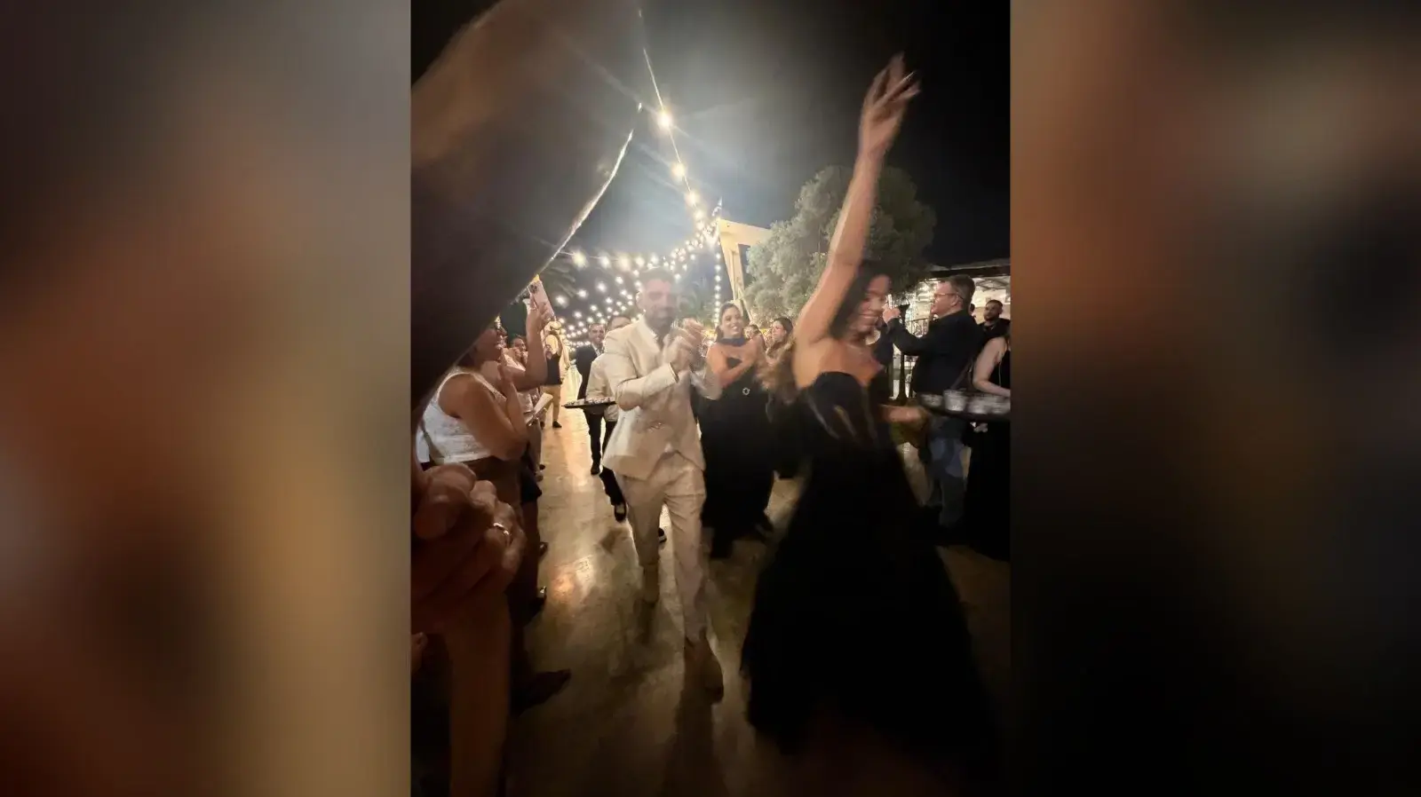 בר בכור אסרף בחתונה של אחיו בר בכור אסרף בחתונה של אחיו