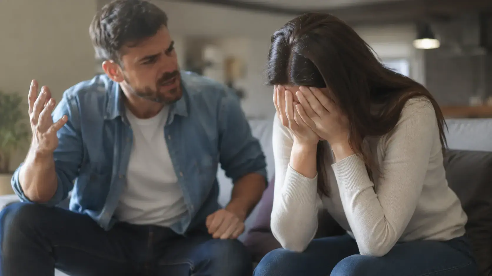 מערכת יחסים רעילה מערכת יחסים רעילה