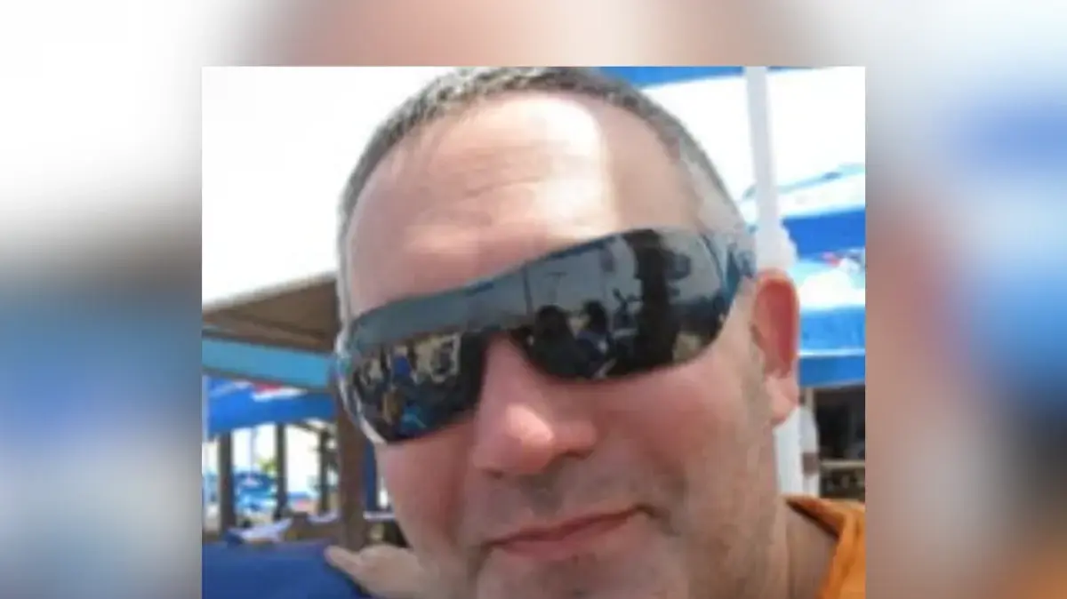 עורך הדין ארבל פלדמן הוא הנרצח בירי במשרדו בראשון לציון. עורך הדין ארבל פלדמן הוא הנרצח בירי במשרדו בראשון לציון.