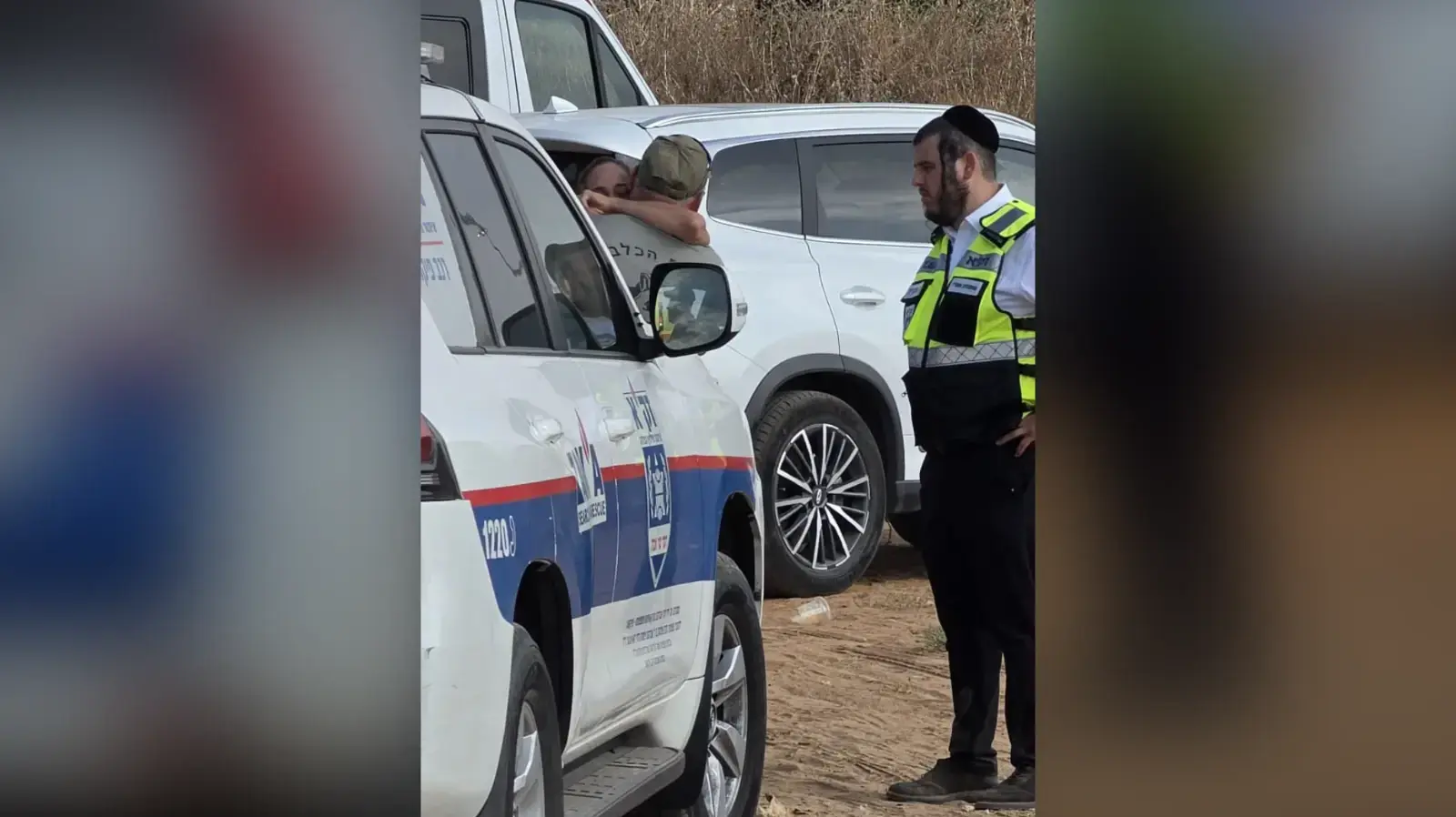 שילת נעים, אמו של אלדר דיין בזירת מציאת גופה במרחב ירקון, 6 באוגוסט 2026 שילת נעים, אמו של אלדר דיין בזירת מציאת גופה במרחב ירקון, 6 באוגוסט 2026