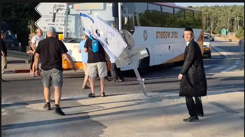 עימותים בין מפגינים חרדים לפעילי "דרך חופשית"