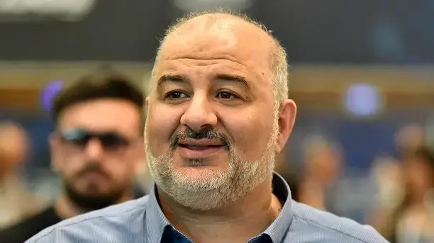 טריוויה, מנסור עבאס טריוויה, מנסור עבאס