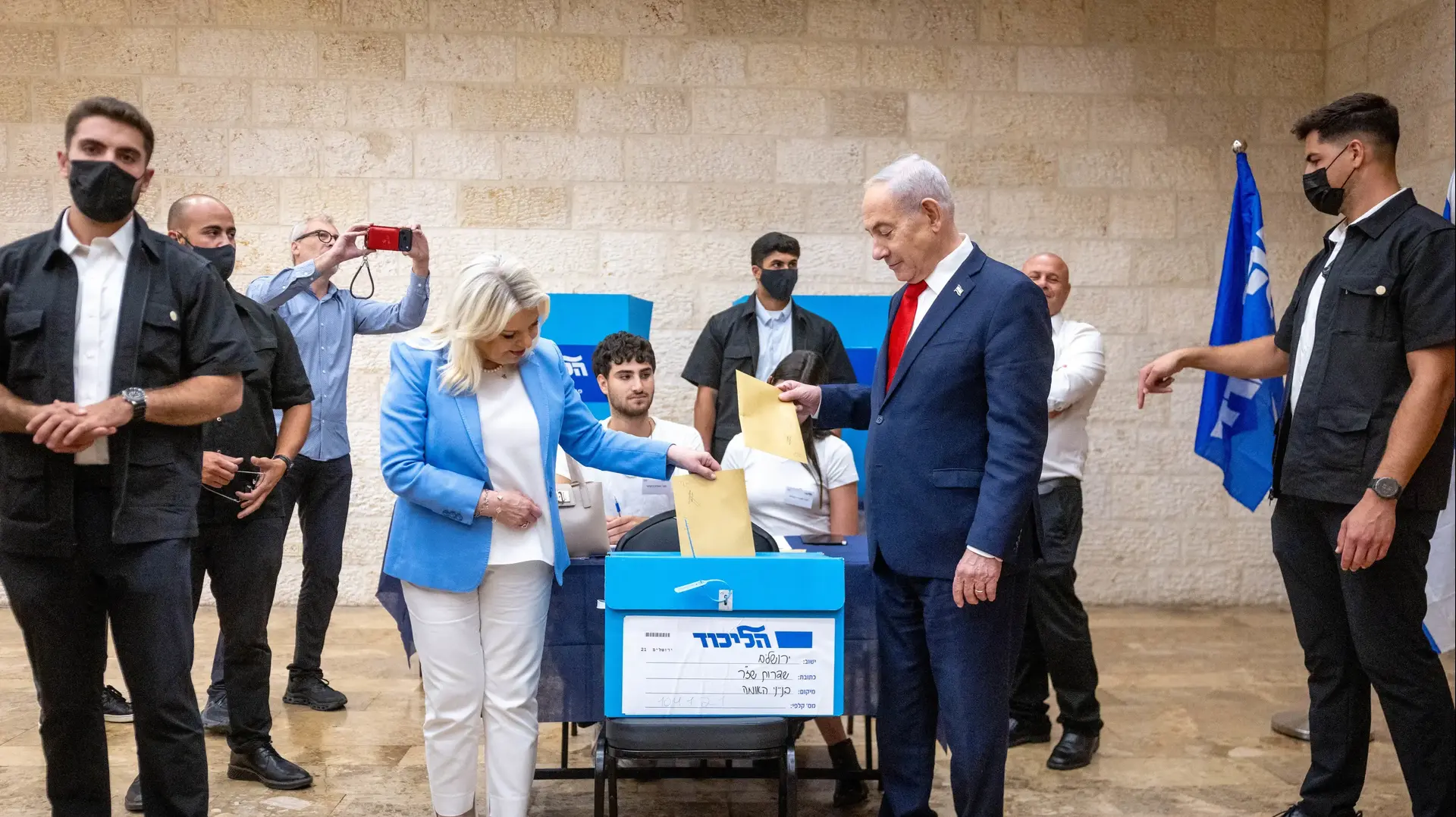 בנימין ושרה נתניהו בהצבעות הפריימריז של הליכוד, 17 באוגוסט 2026 בנימין ושרה נתניהו בהצבעות הפריימריז של הליכוד, 17 באוגוסט 2026