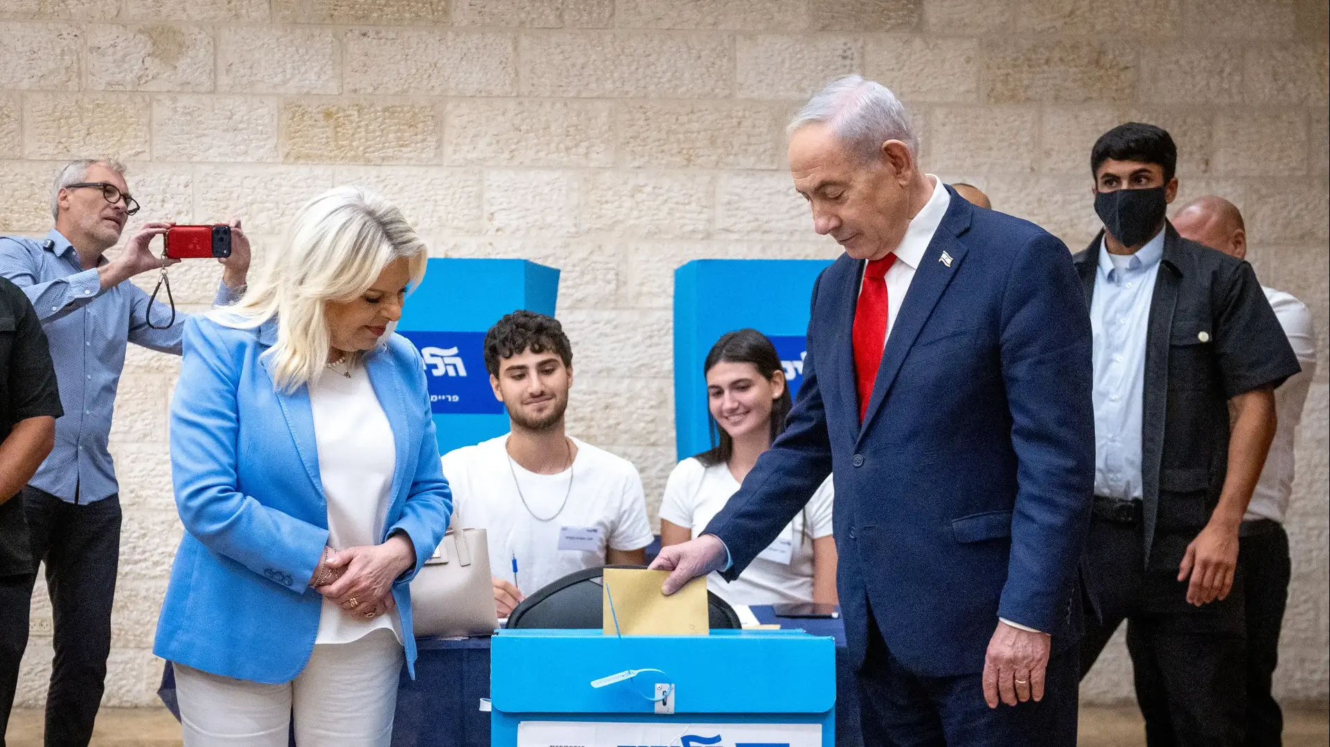בנימין ושרה נתניהו בהצבעות הפריימריז של הליכוד, 17 באוגוסט 2026 בנימין ושרה נתניהו בהצבעות הפריימריז של הליכוד, 17 באוגוסט 2026