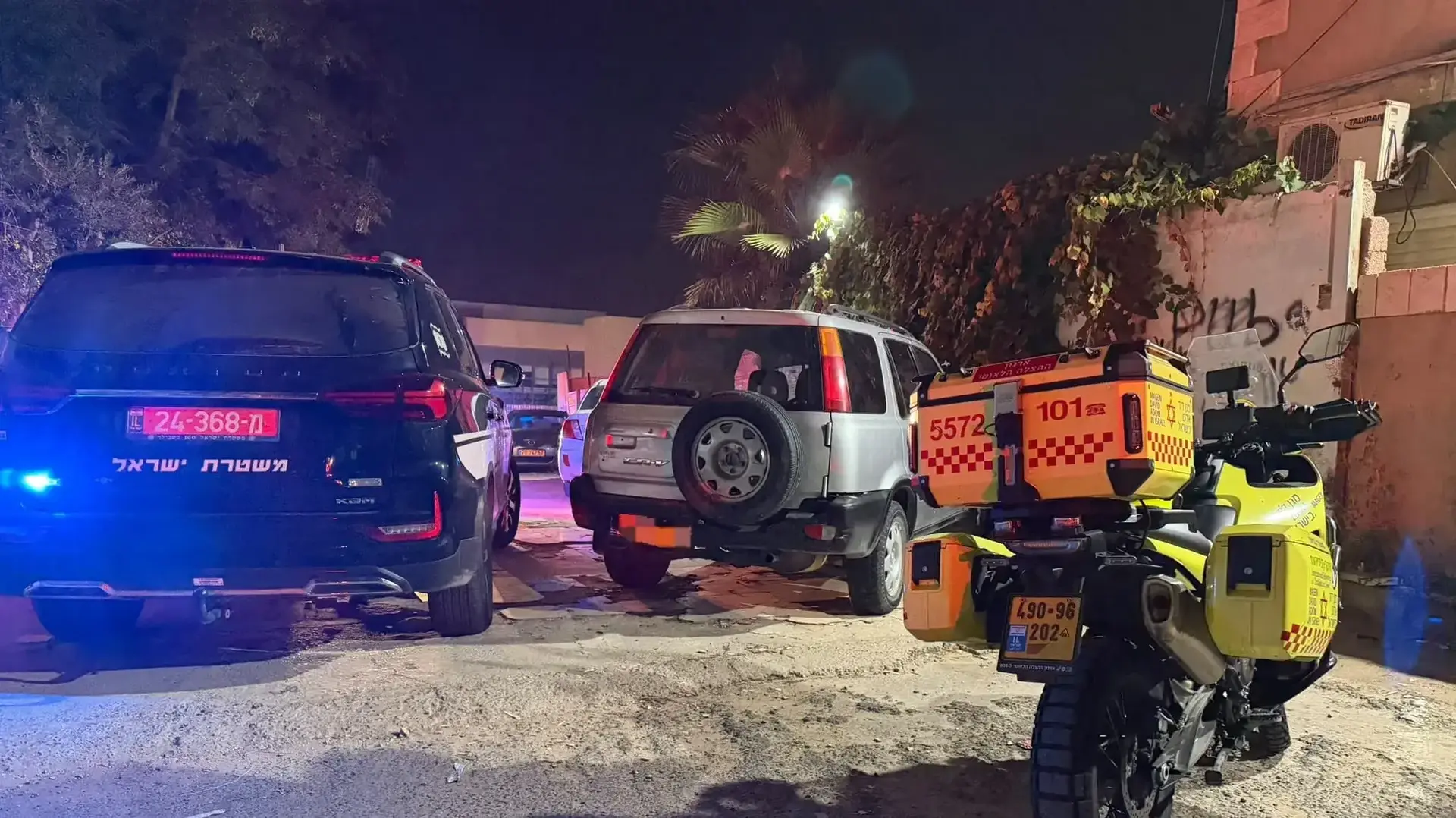 חשוד דקר את גרושתו ובתו סמוך לביתן, רמלה, 21 באוגוסט 2026 חשוד דקר את גרושתו ובתו סמוך לביתן, רמלה, 21 באוגוסט 2026