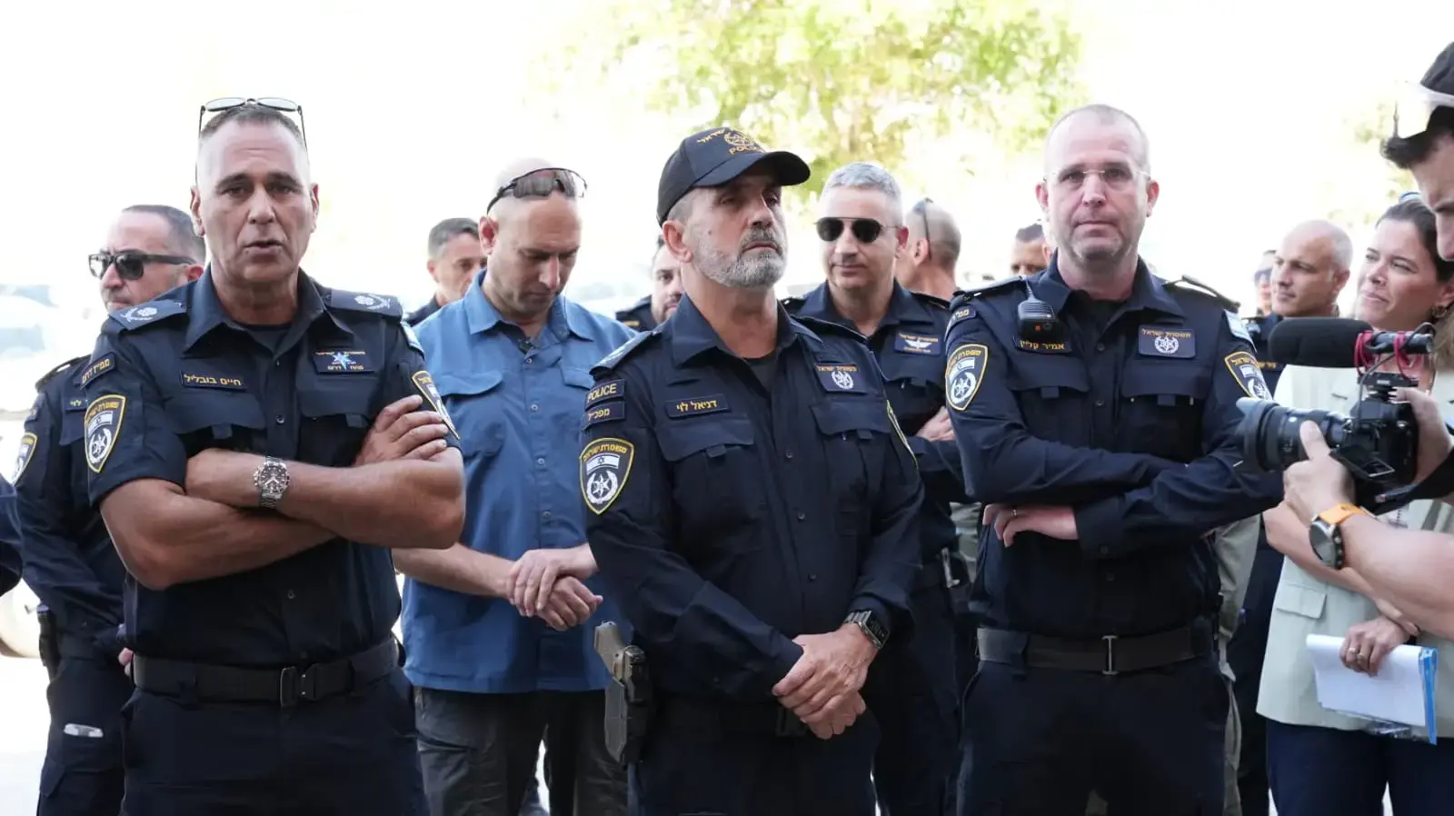 מפקד מחוז דרום חיים בובליל, מפכ״ל המשטרה דני לוי מפקד מחוז דרום חיים בובליל, מפכ״ל המשטרה דני לוי