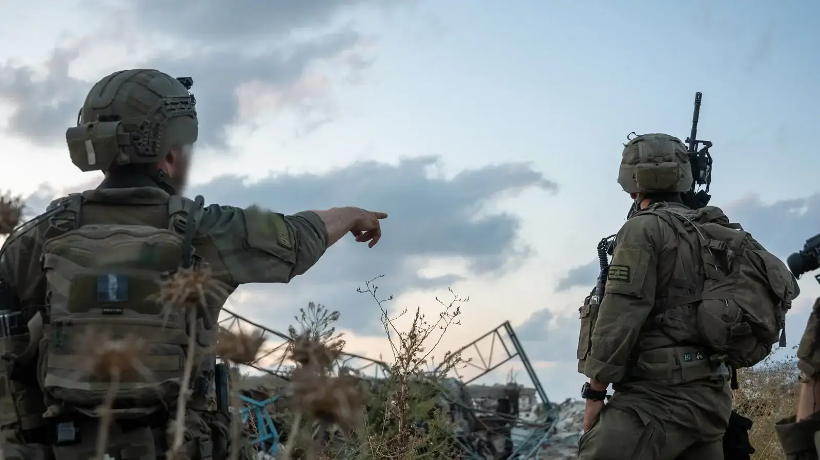 פעילות כוחות חטיבת הצנחנים ברצועת עזה פעילות כוחות חטיבת הצנחנים ברצועת עזה