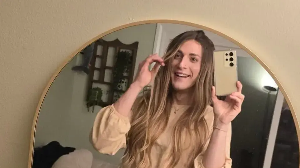 אבישי אליסון אלון טרנסג'נדרית ישראלית שנעצרה ע"י רשויות ההגירה בארה"ב ICE
