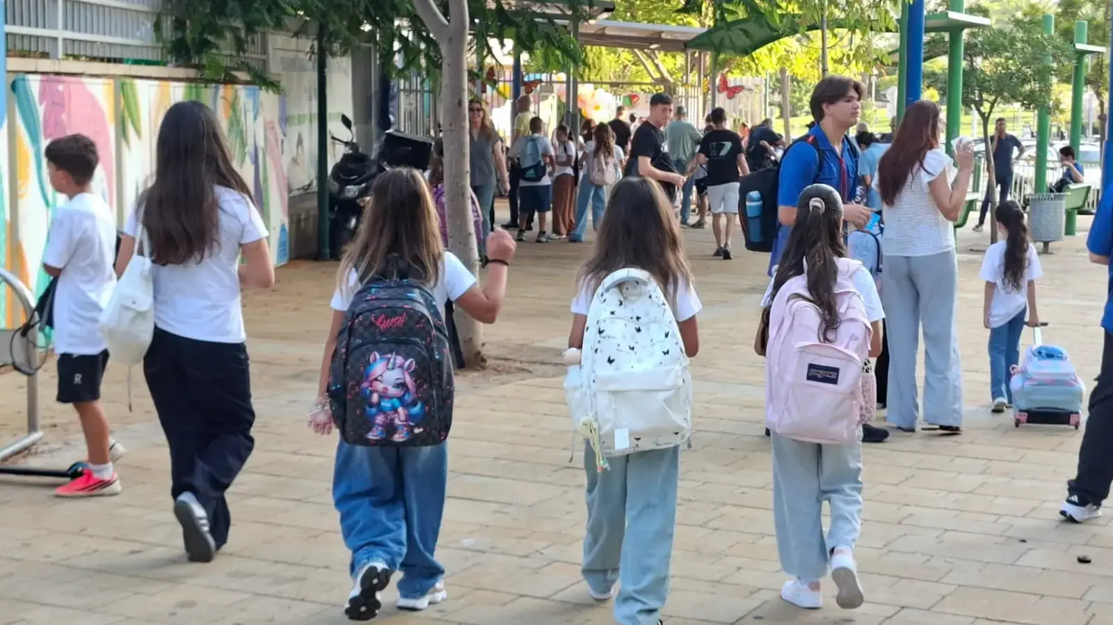 פתיחת שנת הלימודים תשפ"ז, בי"ס עוזי חיטמן פ"ת, 1 בספטמבר 2026