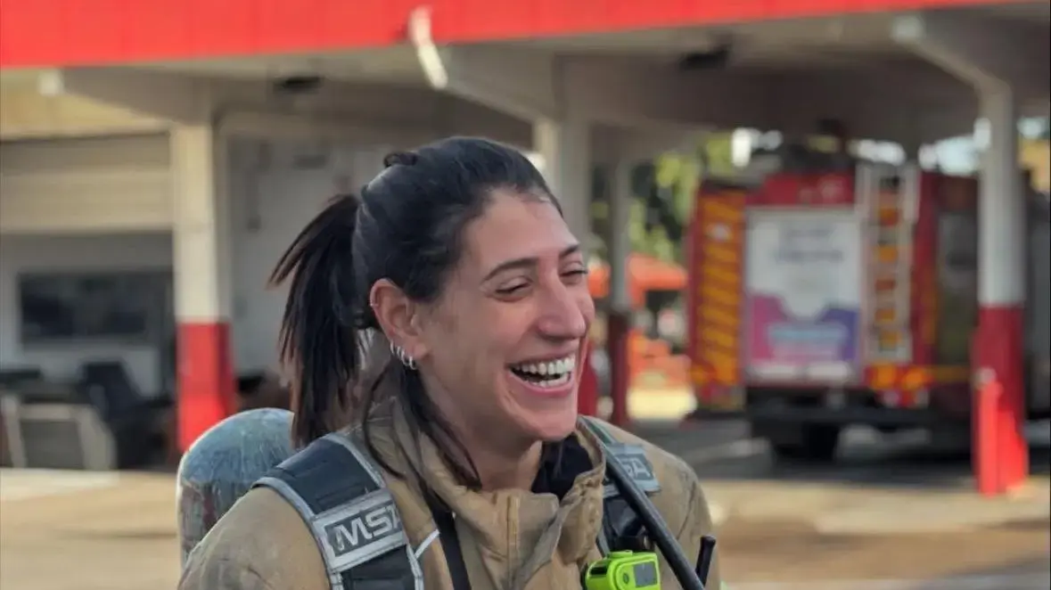 איריס זריני לוחמת אש שתשמש מדריכה