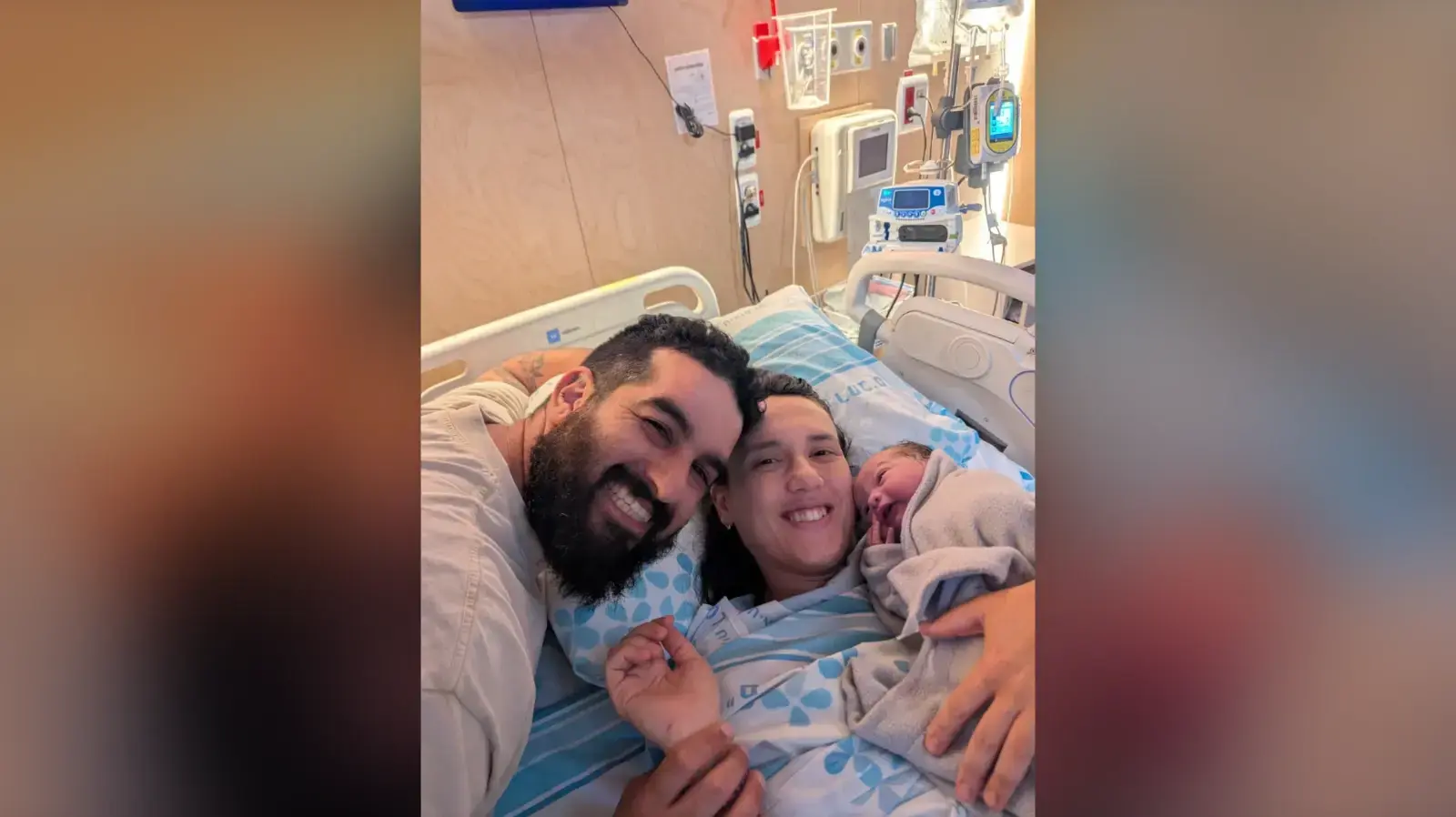 מריה קצובסקי ונמרוד מיטב, עם בתם שנולדה ברמב"ם
