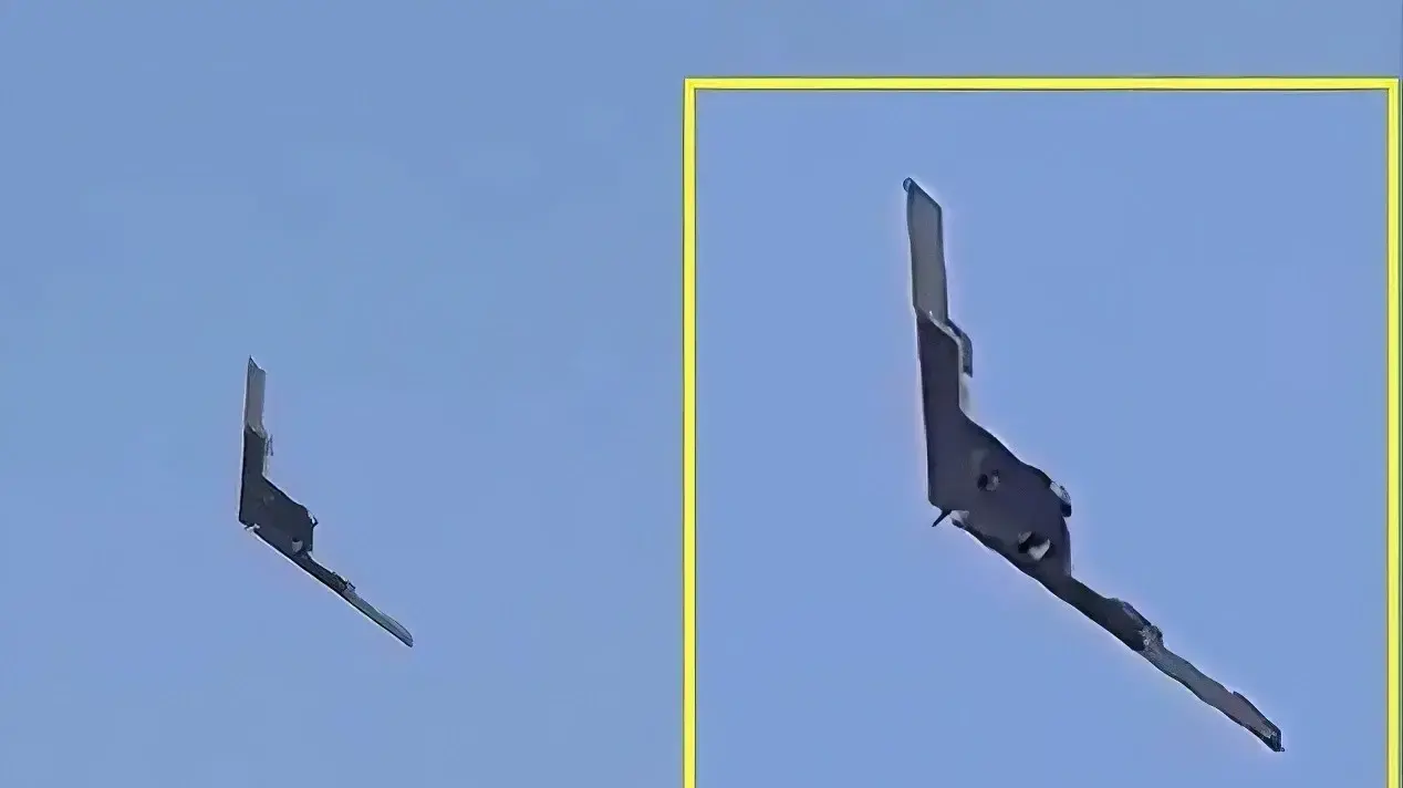 תצלומי לוויין חשפו כלי טיס ענק ובלתי מאויש שמפותח במתקן צבאי סודי בסין תצלומי לוויין חשפו כלי טיס ענק ובלתי מאויש שמפותח במתקן צבאי סודי בסין