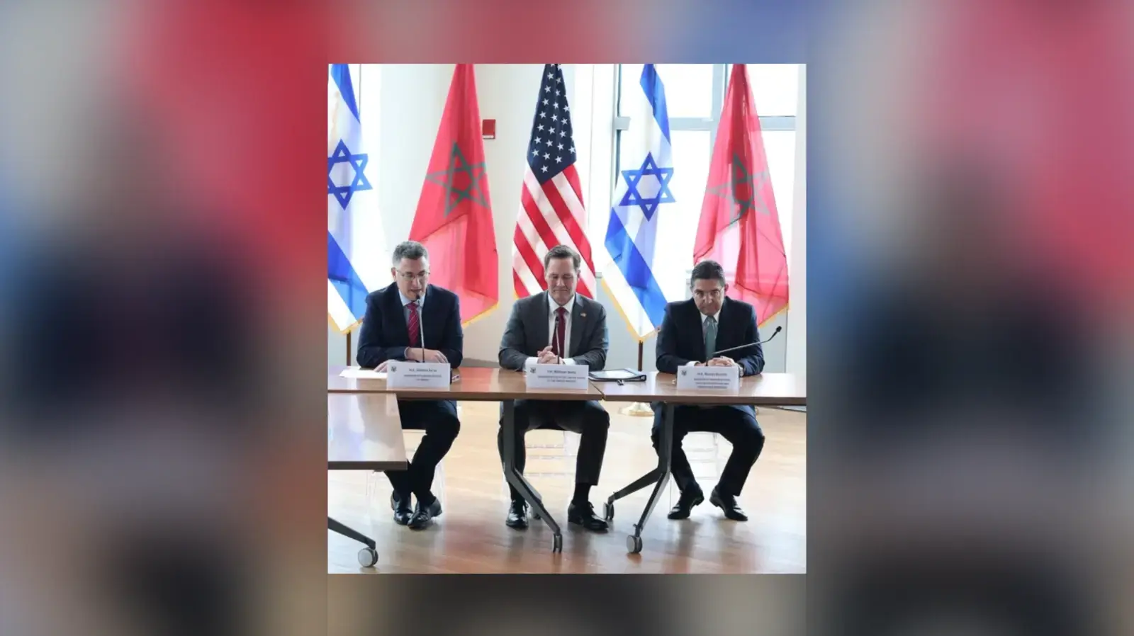 פסגה משולשת בניו יורק: שר החוץ סער, שר החוץ של מרוקו בוריטה ושגריר ארה״ב באו״ם וולץ
פסגה משולשת בניו יורק: שר החוץ סער, שר החוץ של מרוקו בוריטה ושגריר ארה״ב באו״ם וולץ