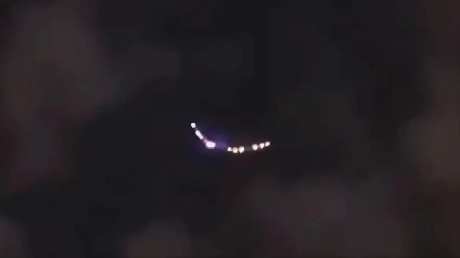 אורות מסתוריים בשמי טהרן, איראן אורות מסתוריים בשמי טהרן, איראן