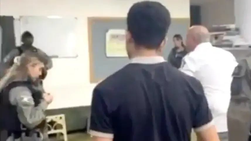זעם בחברה הערבית על כניסת שוטרים למסגד בתל שבע