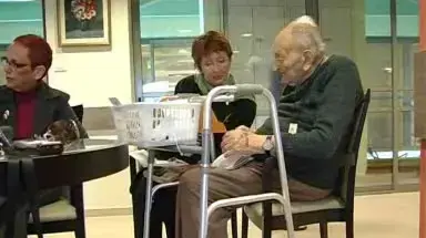 סיוע לניצולי שואה אסטרים