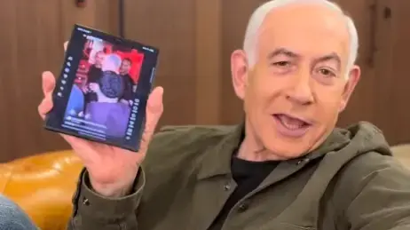 גם נתניהו הצטרף לטרנד: ראש הממשלה צופה בגרסת ה-AI שלו גם נתניהו הצטרף לטרנד: ראש הממשלה צופה בגרסת ה-AI שלו