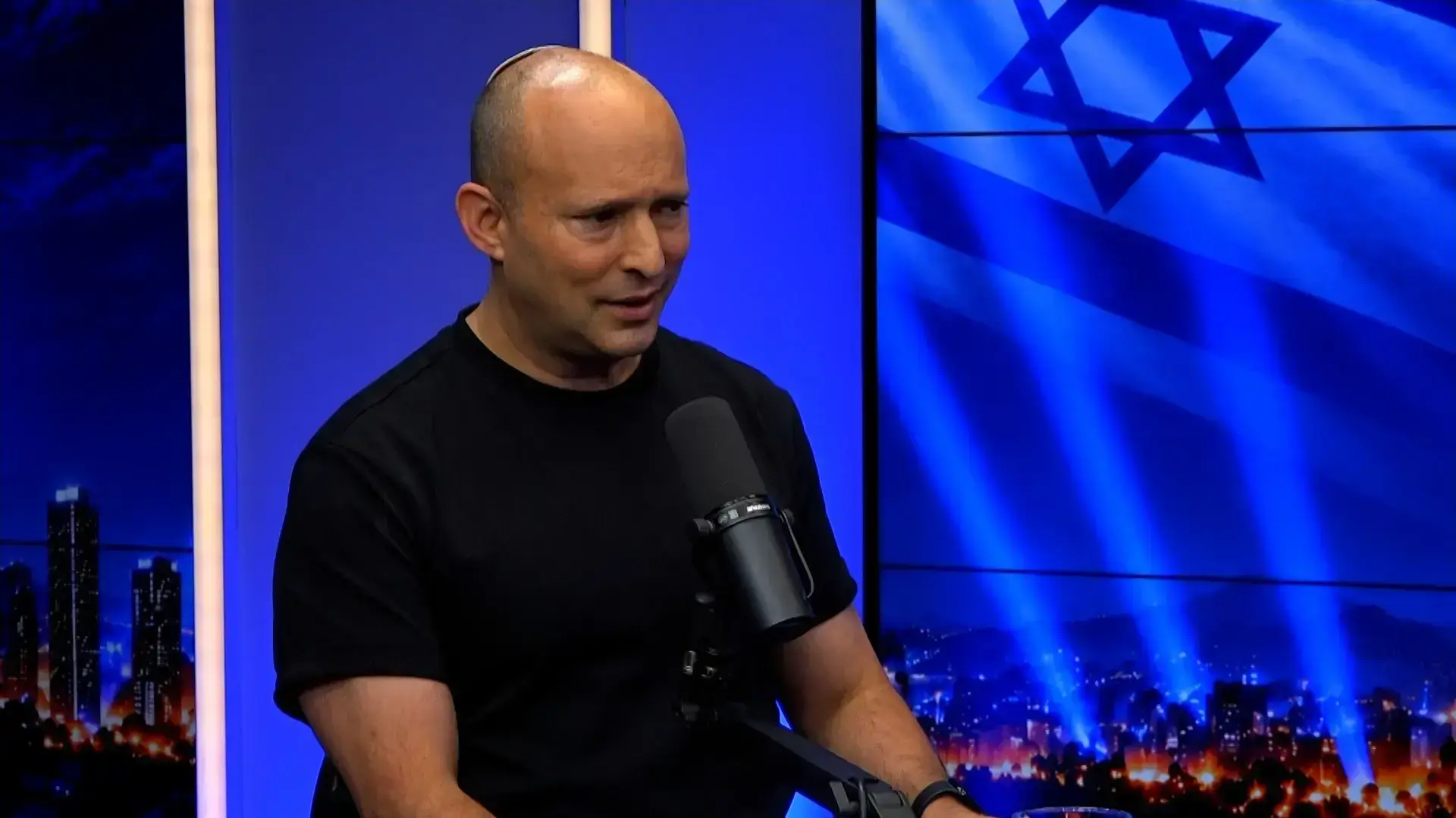 "הבגידה החמורה בתולדות המדינה": נפתלי בנט במתקפה חריפה על נתניהו "הבגידה החמורה בתולדות המדינה": נפתלי בנט במתקפה חריפה על נתניהו
