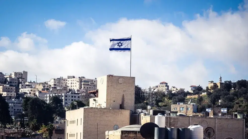 דגל ישראל מתנוסס דגל ישראל מתנוסס