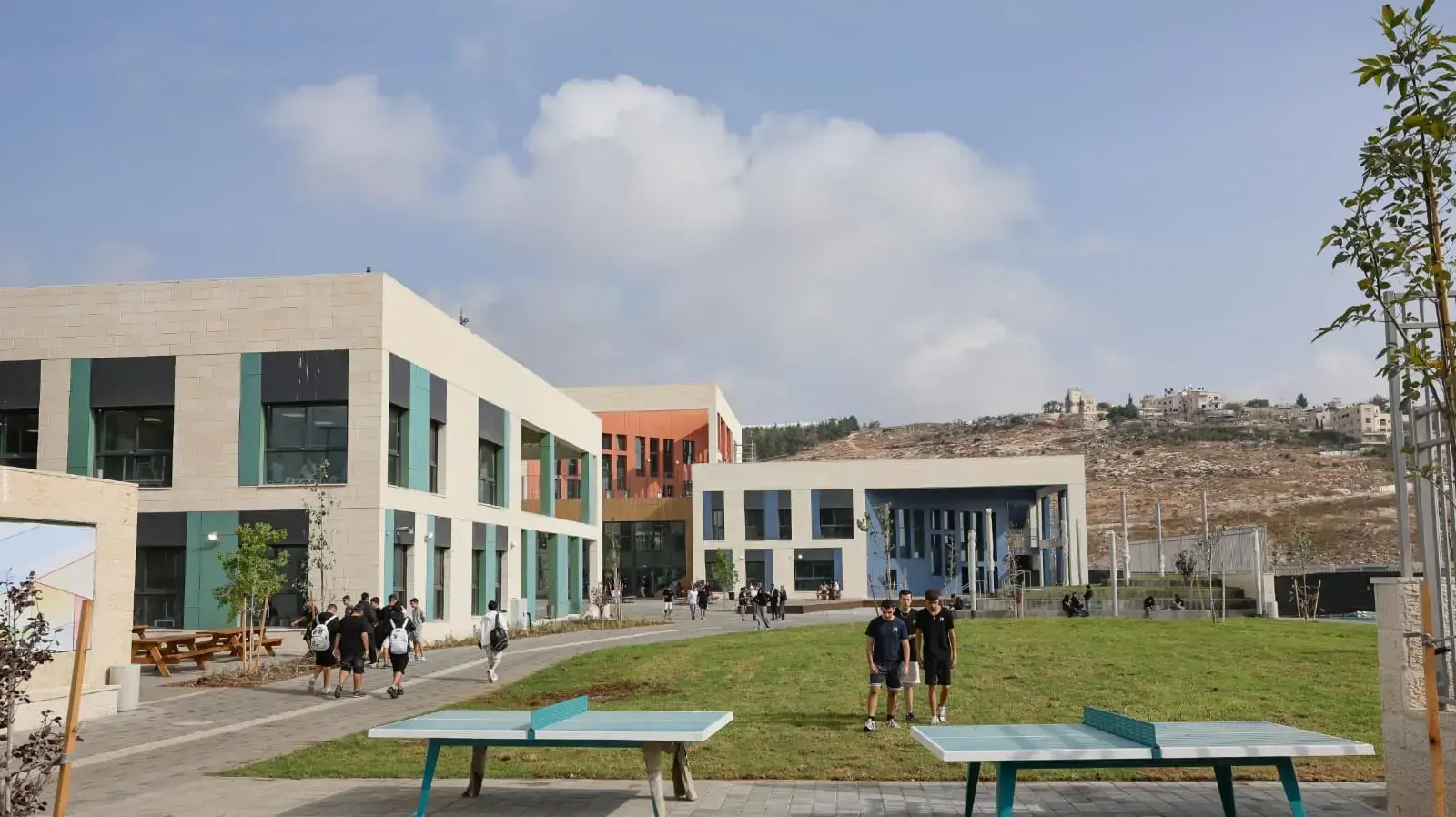תיכון 'דרך' בירושלים תיכון 'דרך' בירושלים