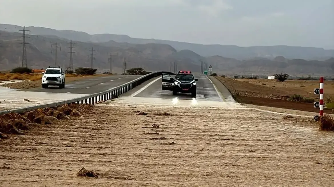 חסימות כבישים בעקבות שטפונות בדרום