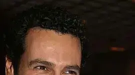 פרמיירה שיקגו - עודד מנשה משוייך