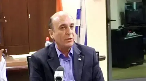 שאול מופז בביקורו באשקלון