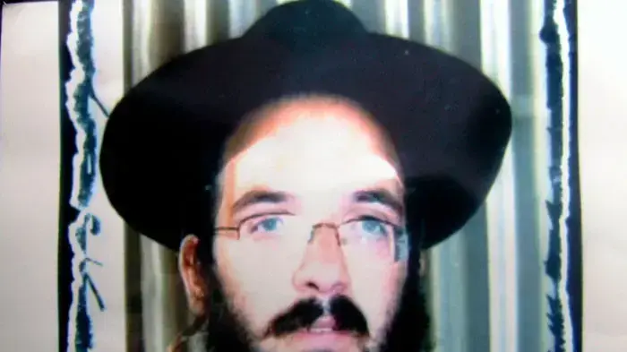 שמעון גבאי, חשוד בהתעללות מינית בשני ילדים