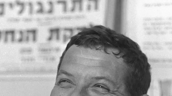 דן בן אמוץ
