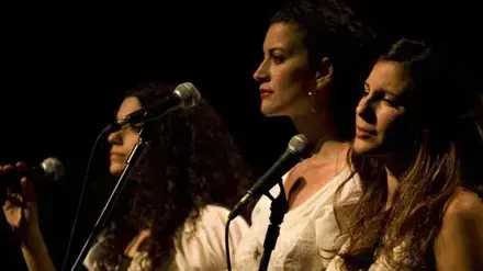 אמניות בטקס יום השואה של עיריית ת"א בקאמרי