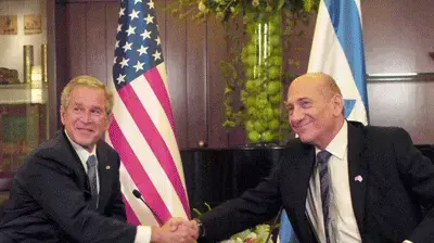 ראש הממלשה אהוד אולמרט נפגש עם הנשיא ג'ורג' בוש ראש הממלשה אהוד אולמרט נפגש עם הנשיא ג'ורג' בוש