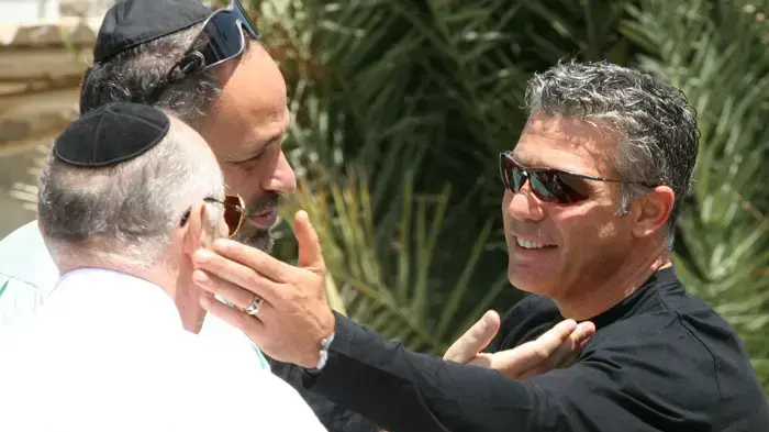 יאיר לפיד בהלווית אביו טומי ז"ל